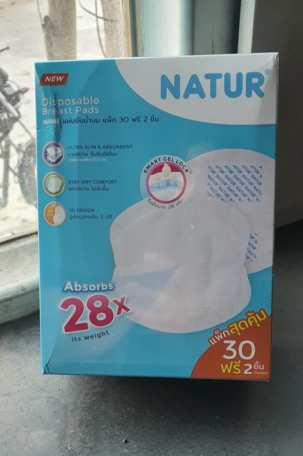 Natur Disposable Breast Pads - Ultra Absorbent & Stay-Dry Comfort